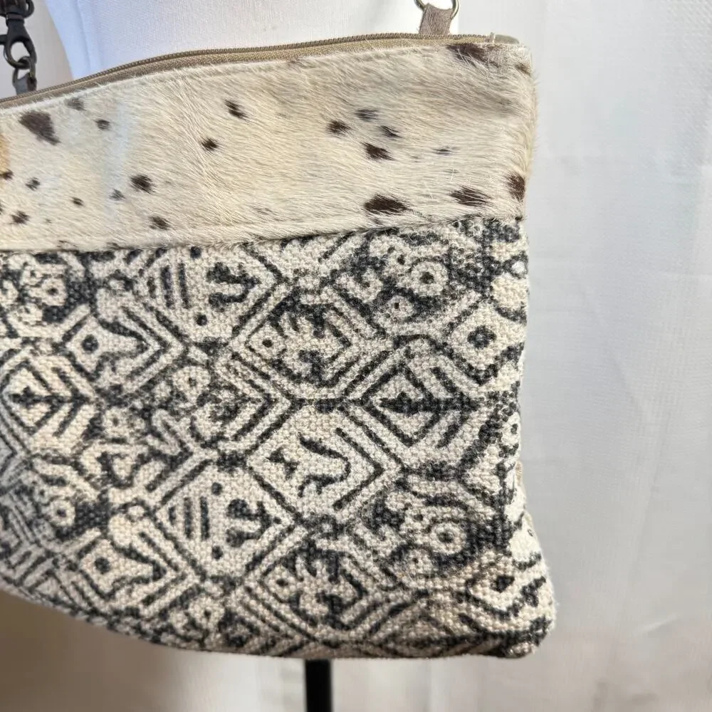 Myra Cowhide Aztec Crossbody Bag Canvas Leather Accent Western Boho Cowgirl EUC